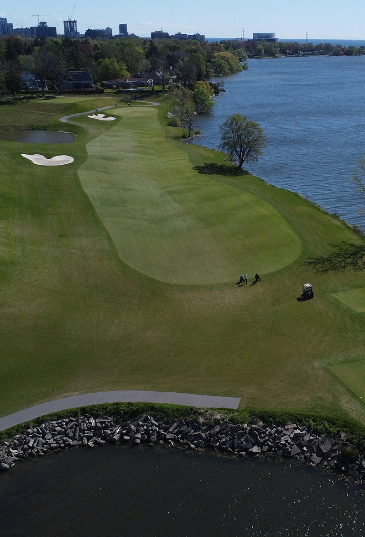 Burlington golf course bird view by the lake.